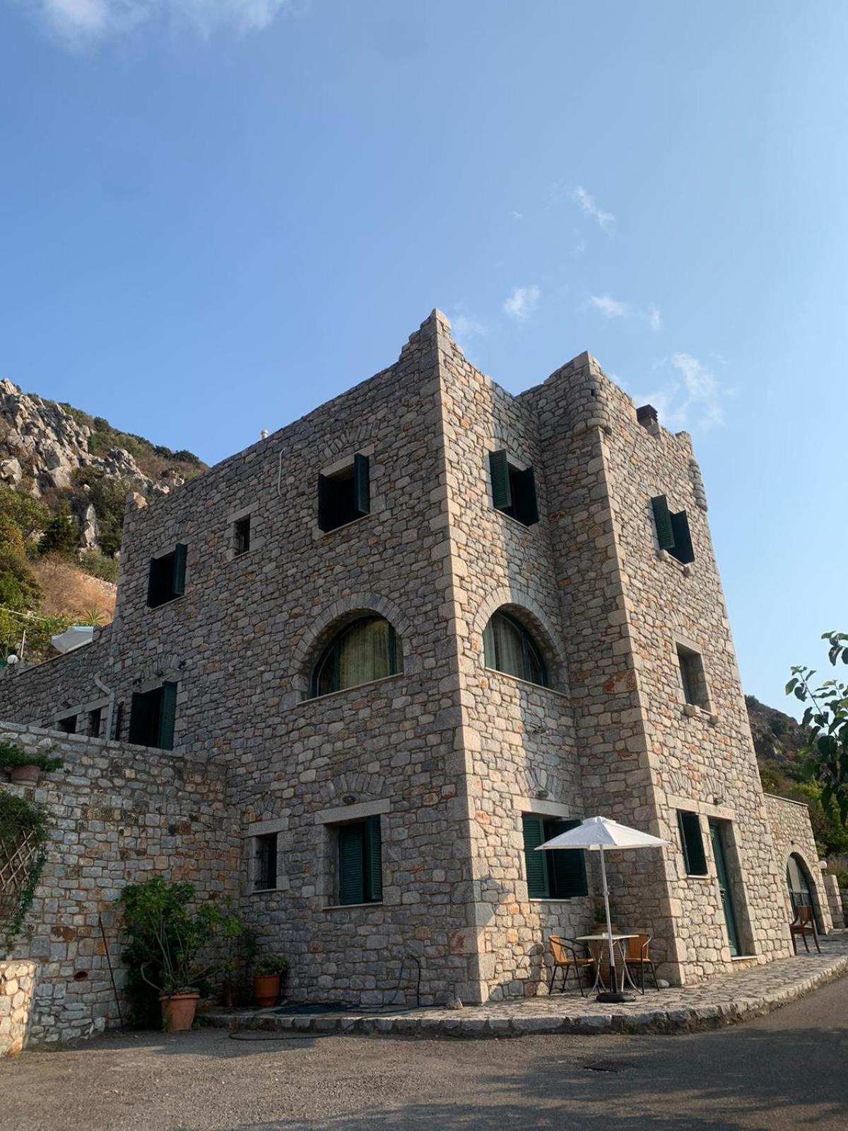 Aparthotel Vatoulia House Néon Oítilon Exterior foto